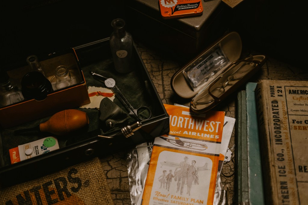 A Whiff of Time Gone By: The Nostalgia of “Secondhand Bookstore Smell”  